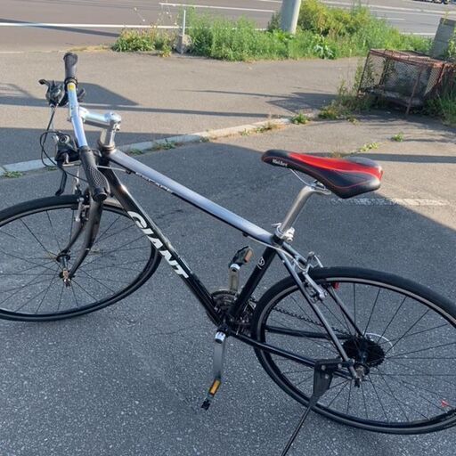 良品 GIANT ジャイアント クロスバイク エスケープ Sサイズ 700×28C ブラック×グレー