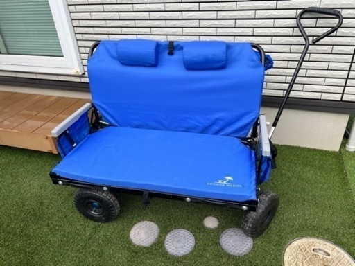 アウトドアワゴン「LOUNGE WGON」