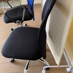 【取引相手決定済み】オフィスチェア　２脚の画像