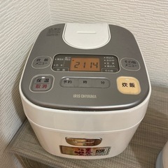 炊飯器の画像