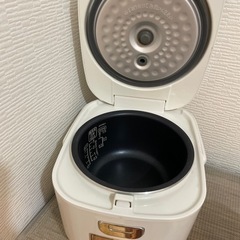 炊飯器の画像