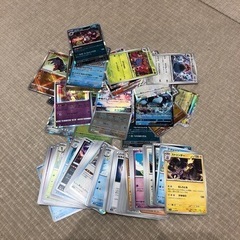 ポケモンカード　何枚かわからないです