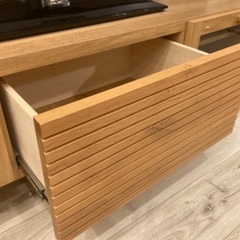 テレビ台の画像