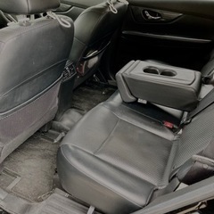 人気　中古車　SUV 日産エクストレイル 　2014年の画像