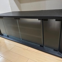 収納付きのテレビ台の画像