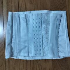 【再値下げ】ブライダルウエストニッパーの画像