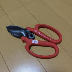 剪定鋏の画像