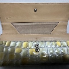 ギャルソン財布 シルバー系の画像