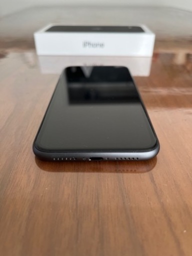【超美品】iPhone 11 ブラック 64 GB SIMフリー