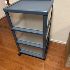 収納ラックの画像