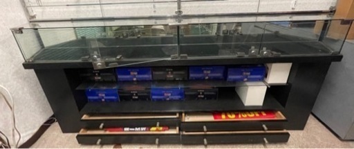 店舗用スリムガラスシヨーケース 黒 (ネット無し)