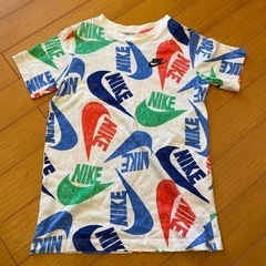 ナイキ　Tシャツ