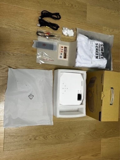プロジェクター新品未使用