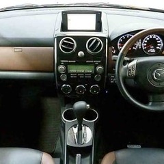 低走行距離!内装のスタイリッシュがかっこいいです!