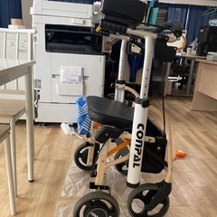 福祉用具　歩行器 CONPAL