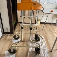 福祉用具　歩行器