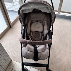 コンビA型ベビーカー　メチャカルハンディ
