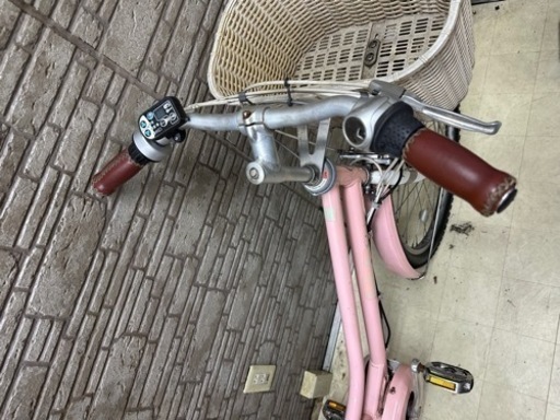 サマーSALE  東京23区配達無料　新基準　ブリヂストン　Deliche（デリーシェ） 6.6Ah リチウム 電動自転車 中古 1802