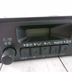 スズキエブリイ純正ラジオ 中古の画像
