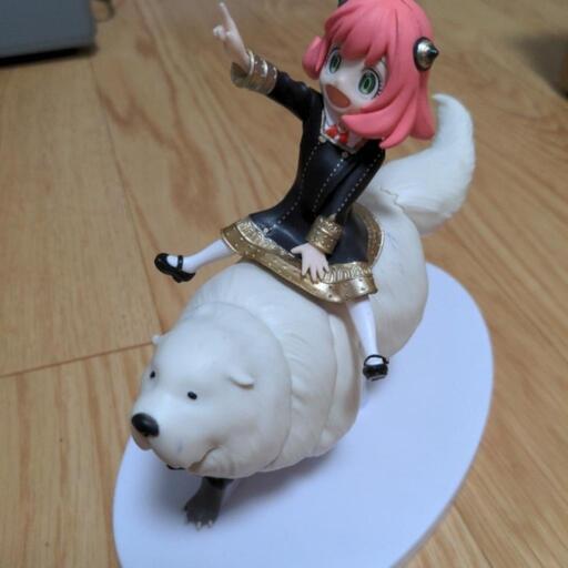 スパイファミリー　アーニャ、ボンド　フィギュア