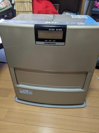 コロナ　石油ファンヒーター　２０１１年製造