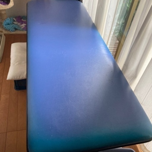 電動昇降機能付き⭐️治療用ベッド