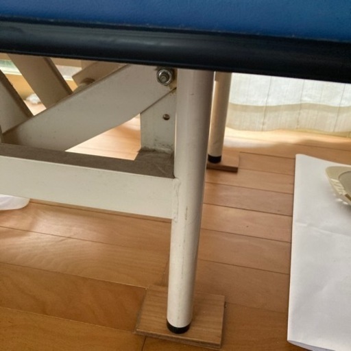 電動昇降機能付き⭐️治療用ベッド