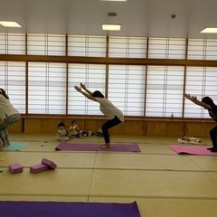 産後ボディメイクヨガ　赤ちゃんと一緒に通えるヨガ教室　の画像