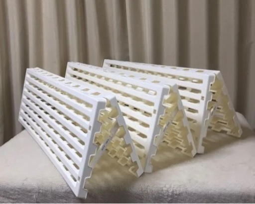 プラスチック　すのこベッド　2個