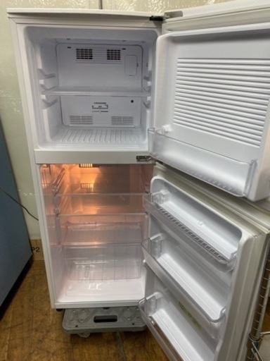 I381 ? お買い得品♪ ユーイング 冷蔵庫 (140L) ⭐ 動作確認済 ⭐ クリーニング済