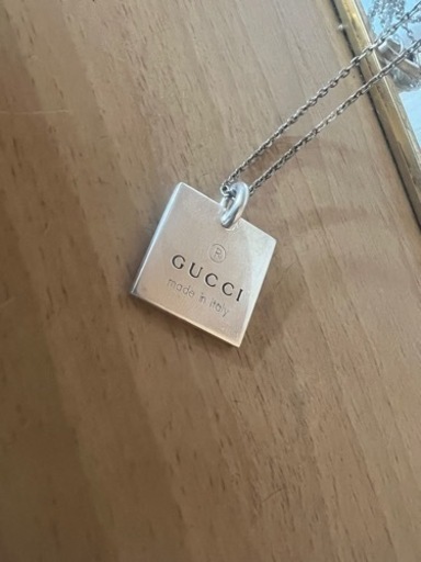 GUCCI プレートネックレス