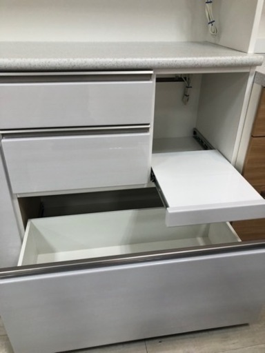 取りに来れる方限定！ニトリの２枚扉レンジボードです！