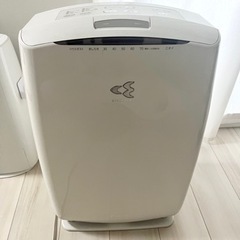 ダイキン　加湿空気清浄機ストリーマー　ACK55N-W