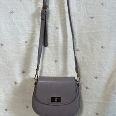 ショルダーバッグ