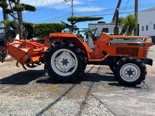 クボタ！トラクター！4WD！L1-24！サンシャイン！モンロー！輸出！貿易！