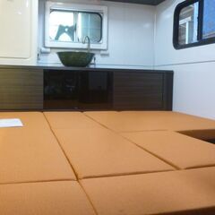 キャンピングカー35万円値引きです。   4人乗り   普通車5ナンバー　ダイハツ　ハイゼット改造の画像