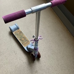 30日まで‼️ソフィア　キックボード　スクーター
