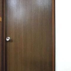 ドア　開き戸　洋室　　戸　扉　　179ｃｍ×80ｃｍ