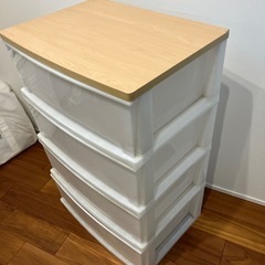 衣装ケース　4段の画像