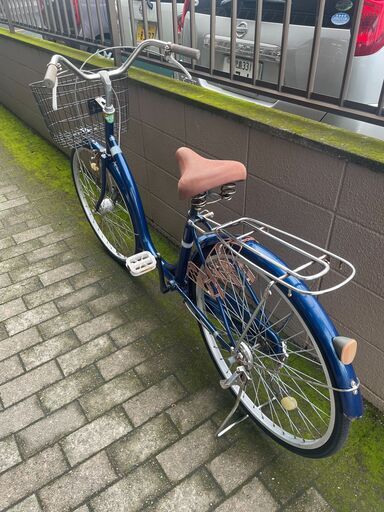 リサイクルショップどりーむ荒田店　No891 エコNo16904X 自転車　ママチャリ　２６インチ　KEDオートライト付き♪　綺麗なブルー♪　女性も乗り降りしやすい低床フレーム♪　カゴ付き♪