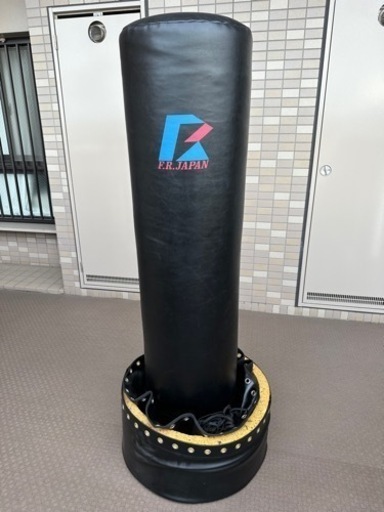 【美品】サンドバッグ　自立式　スタンド型　FIGHTING ROAD