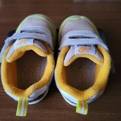 【最終値下げ致しました】子供の靴の画像
