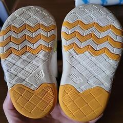 【最終値下げ致しました】子供の靴の画像