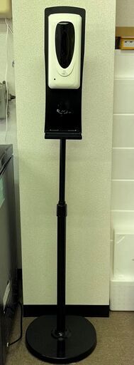 ■オートセンサーディスペンサー ■高さ調節スタンド / 泡タイプポンプ付き ■LEDライト / 赤外線センサー ■消毒液 / ハンドソープ ■付属品 / 簡易説明書 単2電池4本 ■2022年から使用 中古