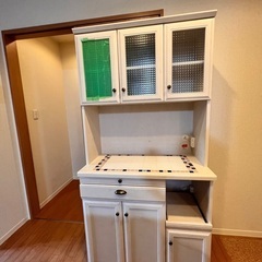 【無料であげます】食器棚(カップボード)お譲りします