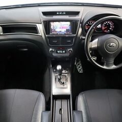 審査に自信が無い…まずはお気軽にお問合せを🙆‍♀️🎶【スバル　エクシーガ　２．５ｉ　ＥｙｅＳｉｇｈｔ】の画像