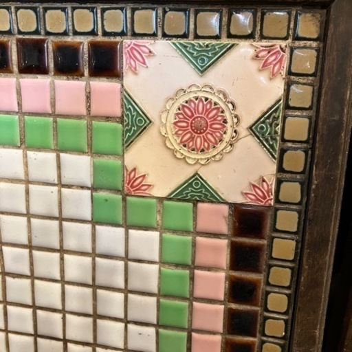 北海道　帯広　昭和　レトロ　ストーブ台　タイル　アンティーク　