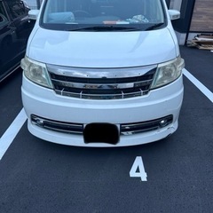 日産セレナ、最終日なので、7万で出品いたします