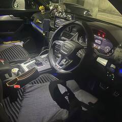 最上級グレードAudi4WD 軽油2.0　免税対象車　車検付き乗って帰れますの画像