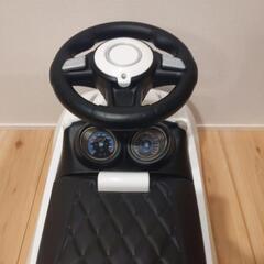 車のおもちゃの画像